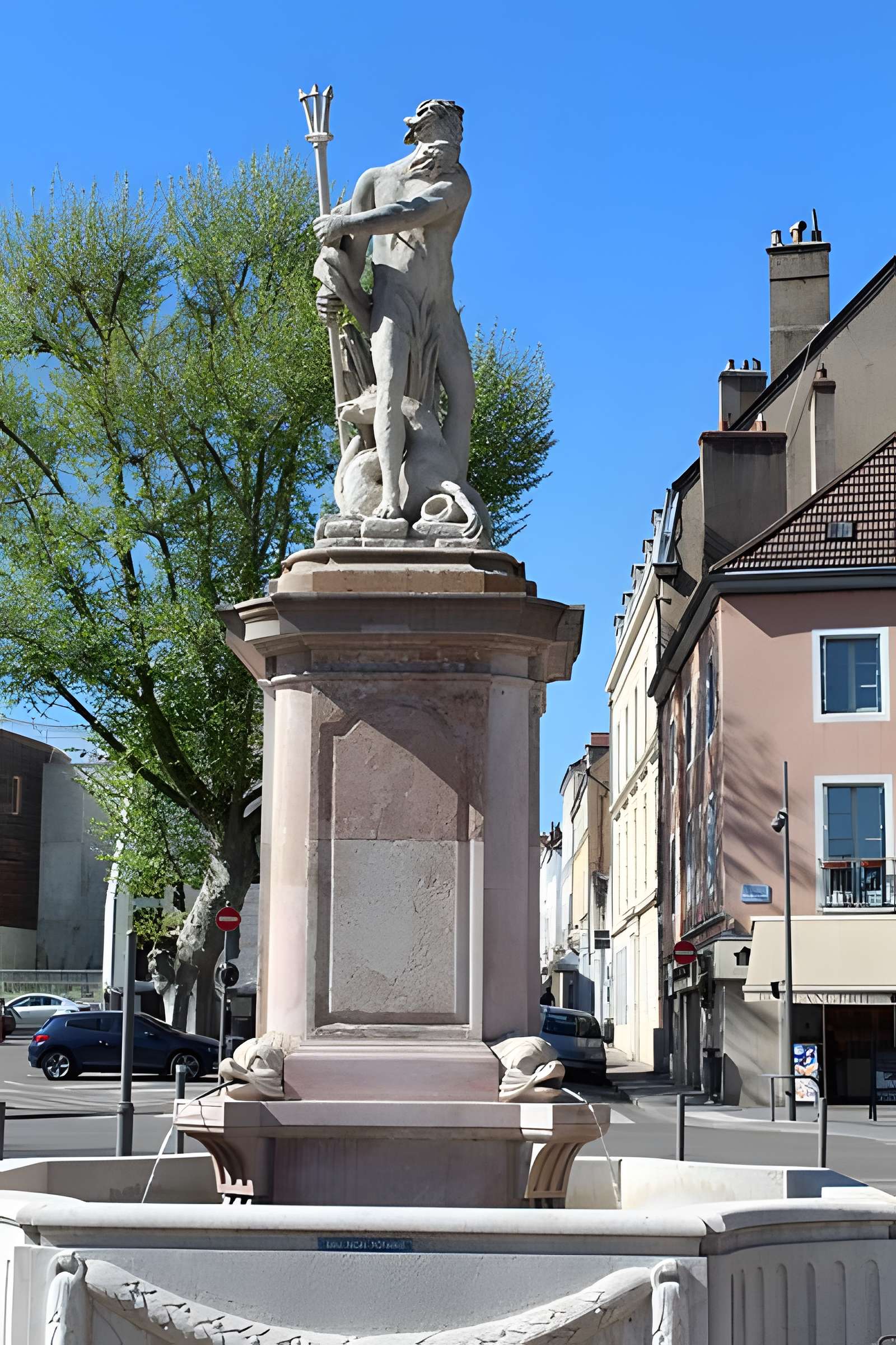 Fontaine de Neptune à Chalon-sur-Saône