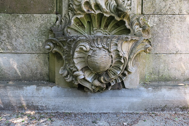 Fontaine de Neptune de Remiremont