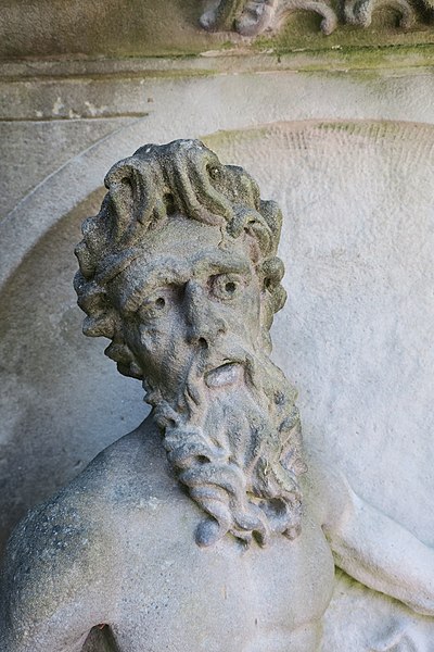 Fontaine de Neptune de Remiremont