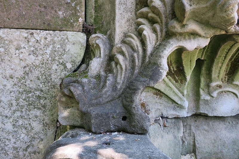 Fontaine de Neptune de Remiremont
