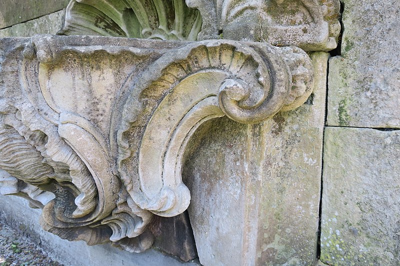 Fontaine de Neptune de Remiremont