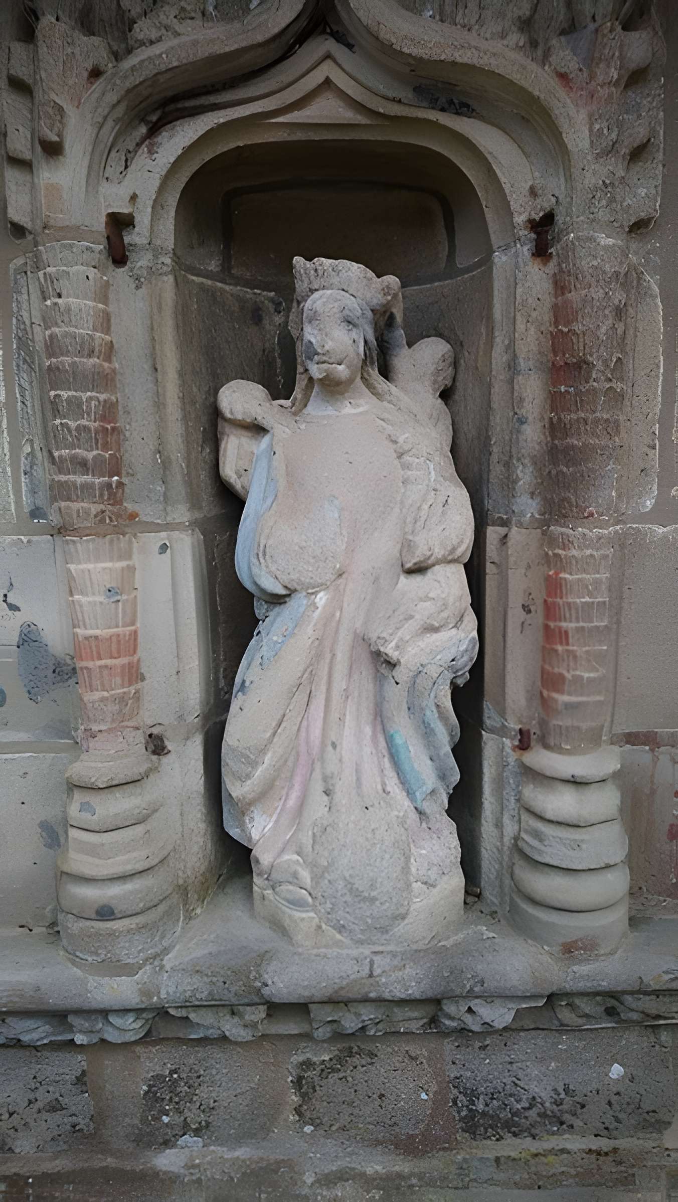 Fontaine de Notre-Dame de la Porte de Quintin