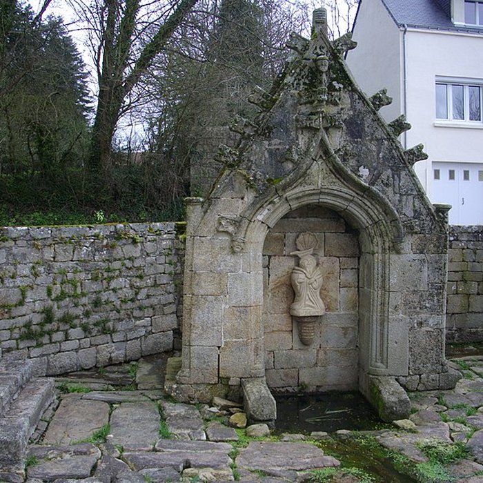 Photo de Fontaine de Saint-Bieuzy à Bieuzy