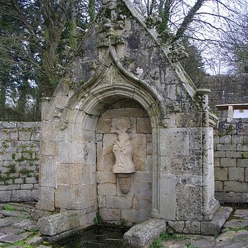 Fontaine de Saint-Bieuzy à Bieuzy