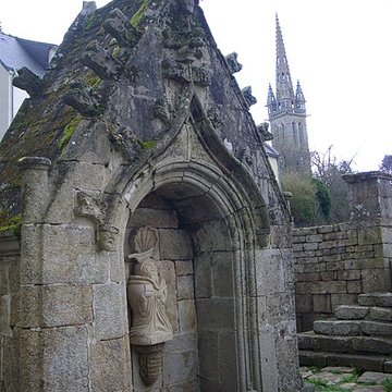 Fontaine de Saint-Bieuzy à Bieuzy