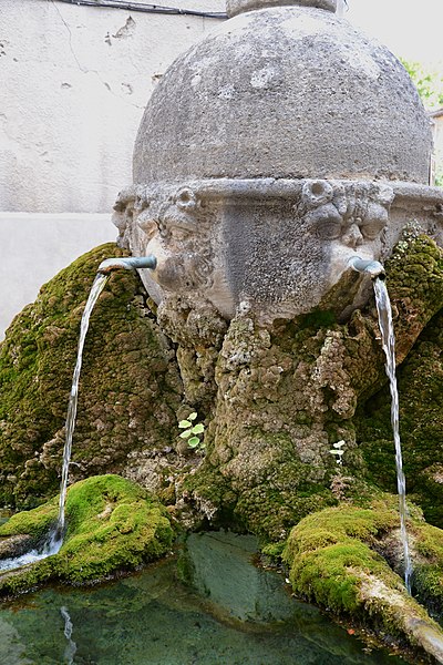 Fontaine de Saint-Didier