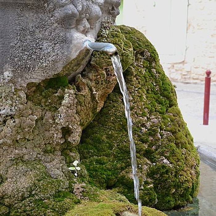 Photo de Fontaine de Saint-Didier