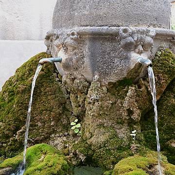 Fontaine de Saint-Didier