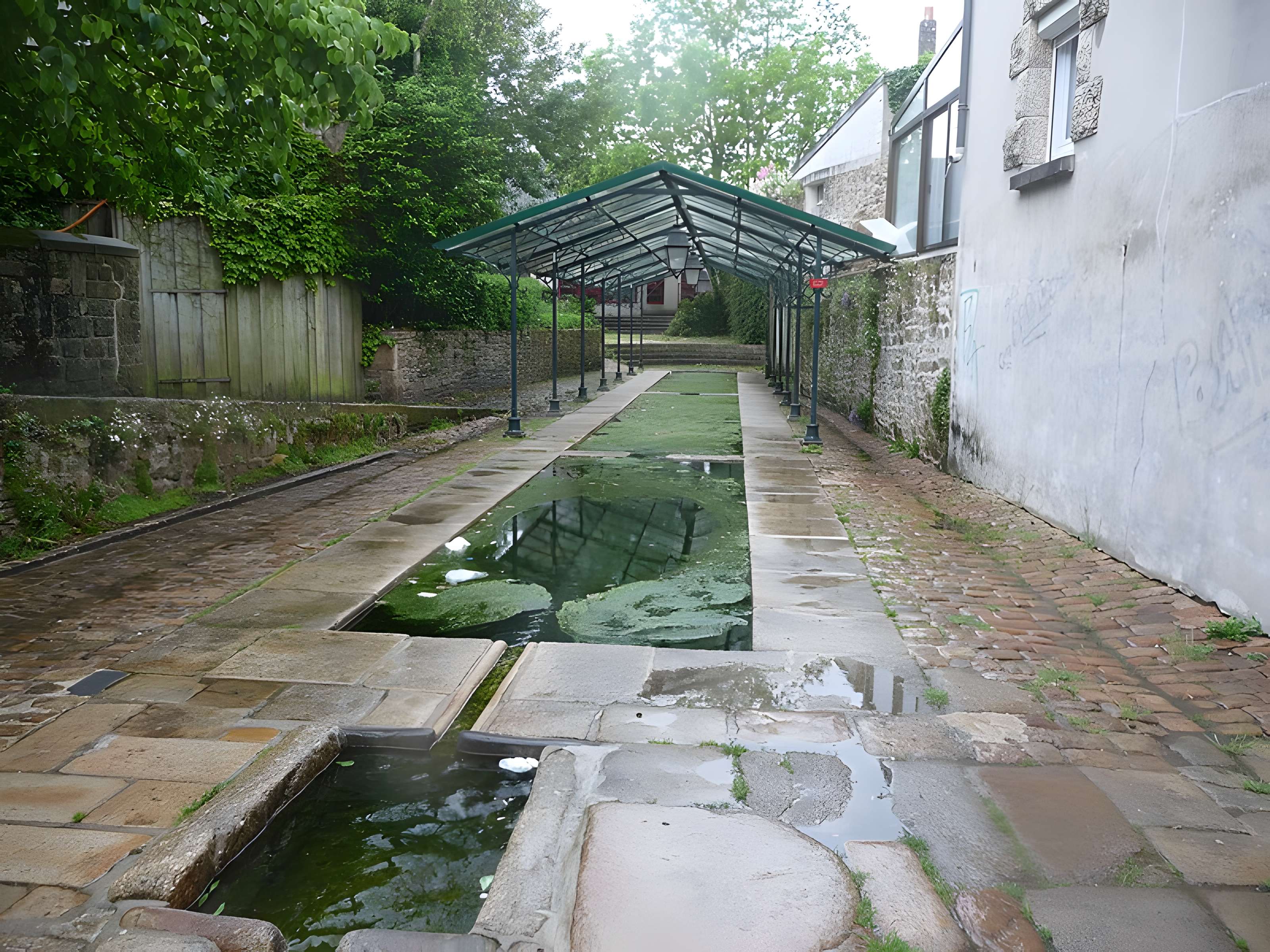 Fontaine de Saint-Thivisiau à Landivisiau