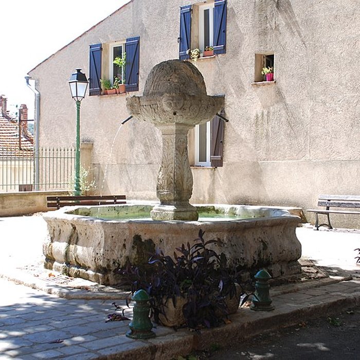 Photo de Fontaine de Salernes