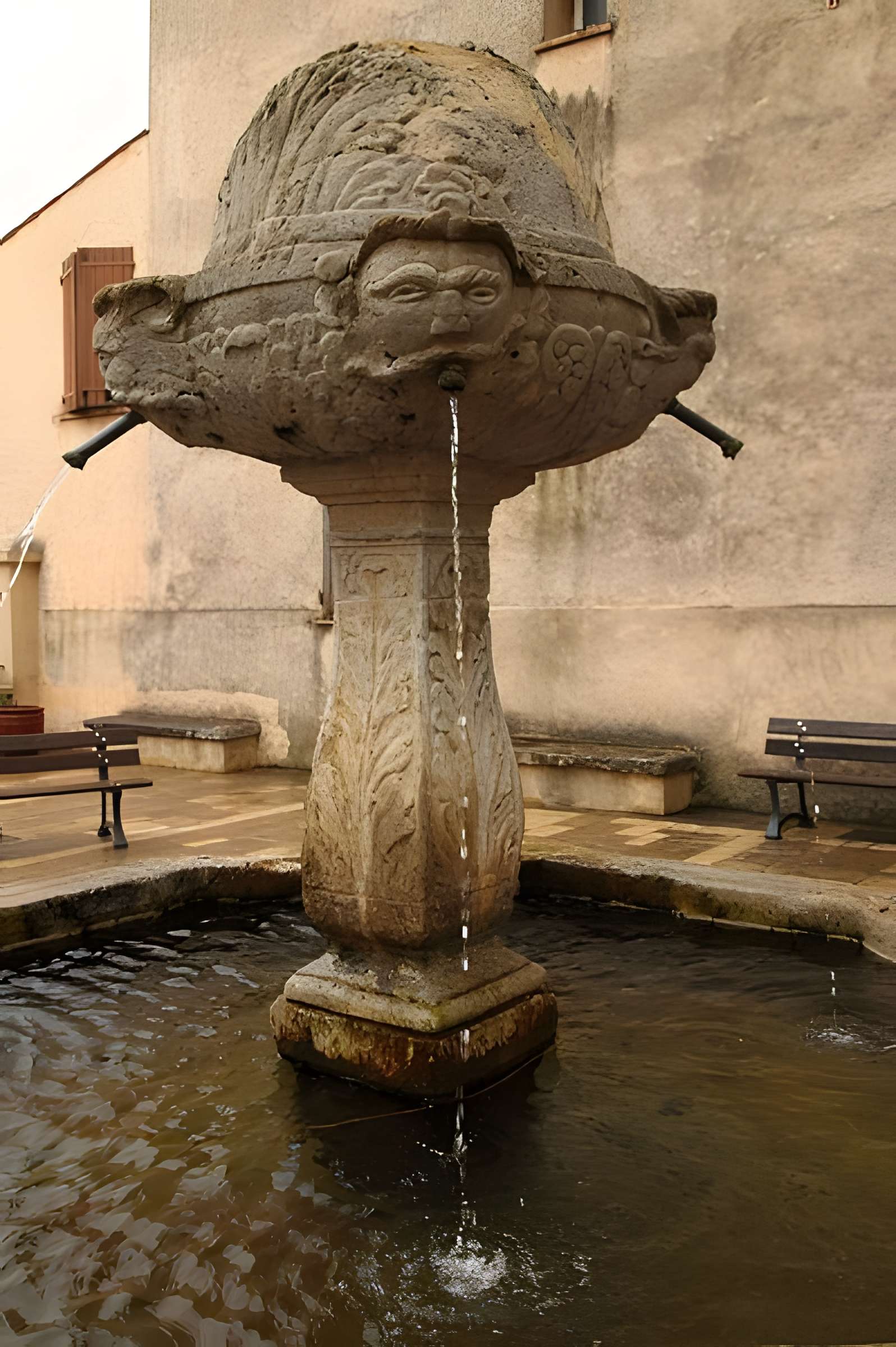 Fontaine de Salernes