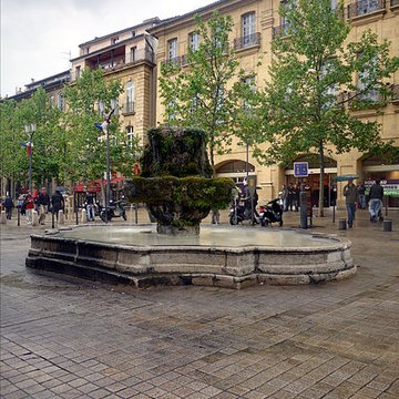 Fontaine des Neuf-Canons dAix-en-Provence