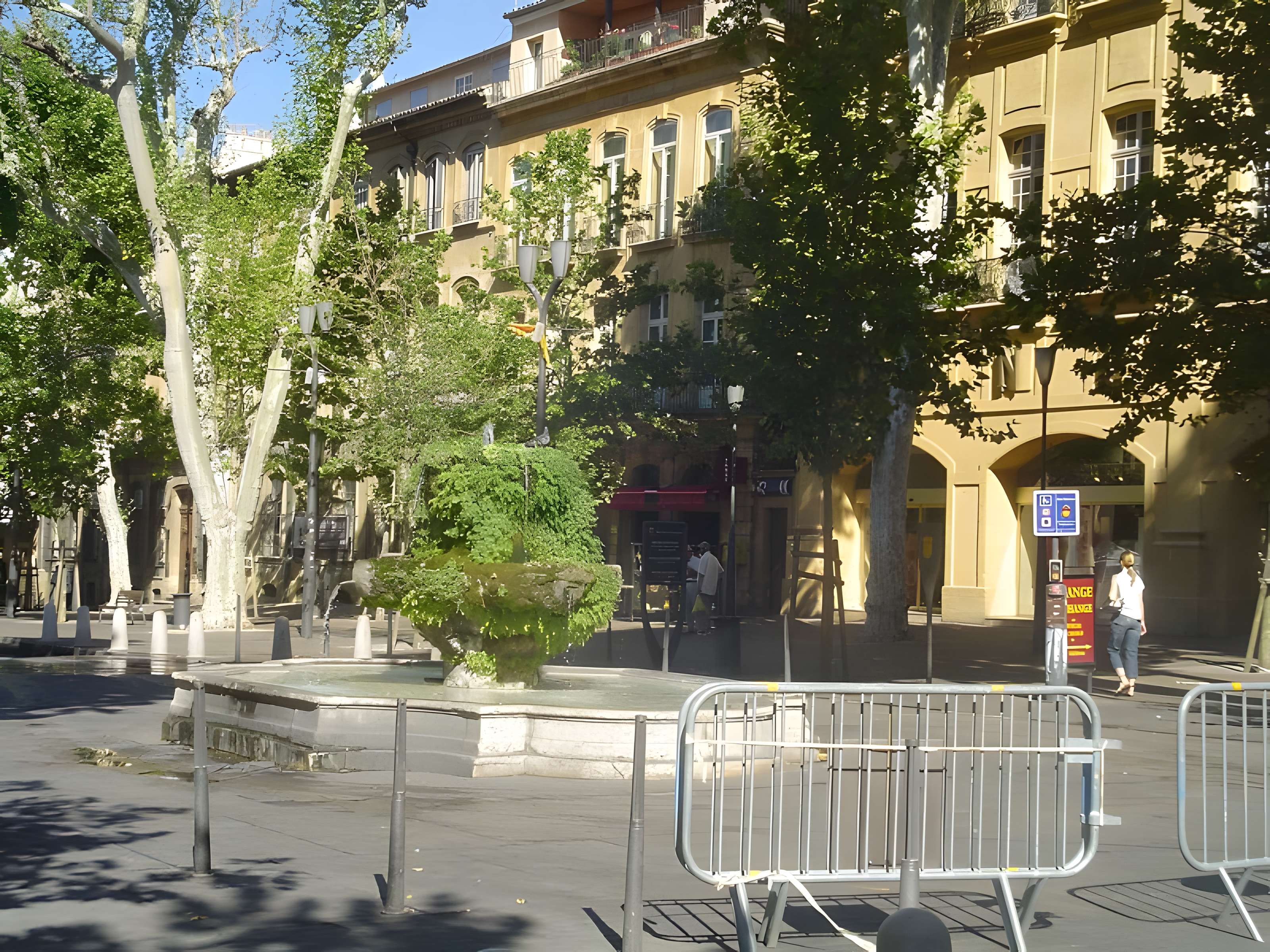 Fontaine des Neuf-Canons d'Aix-en-Provence