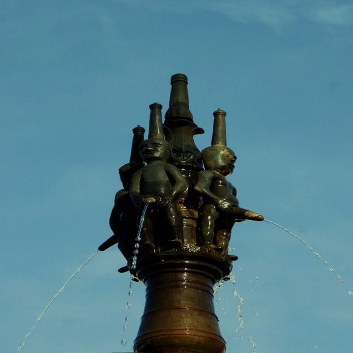 Photo de Fontaine des Pisseurs de Lacaune