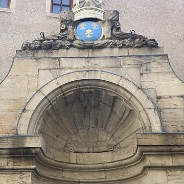 Fontaine des Serpents de Cluny