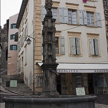 Fontaine des Tables du Puy En Velay