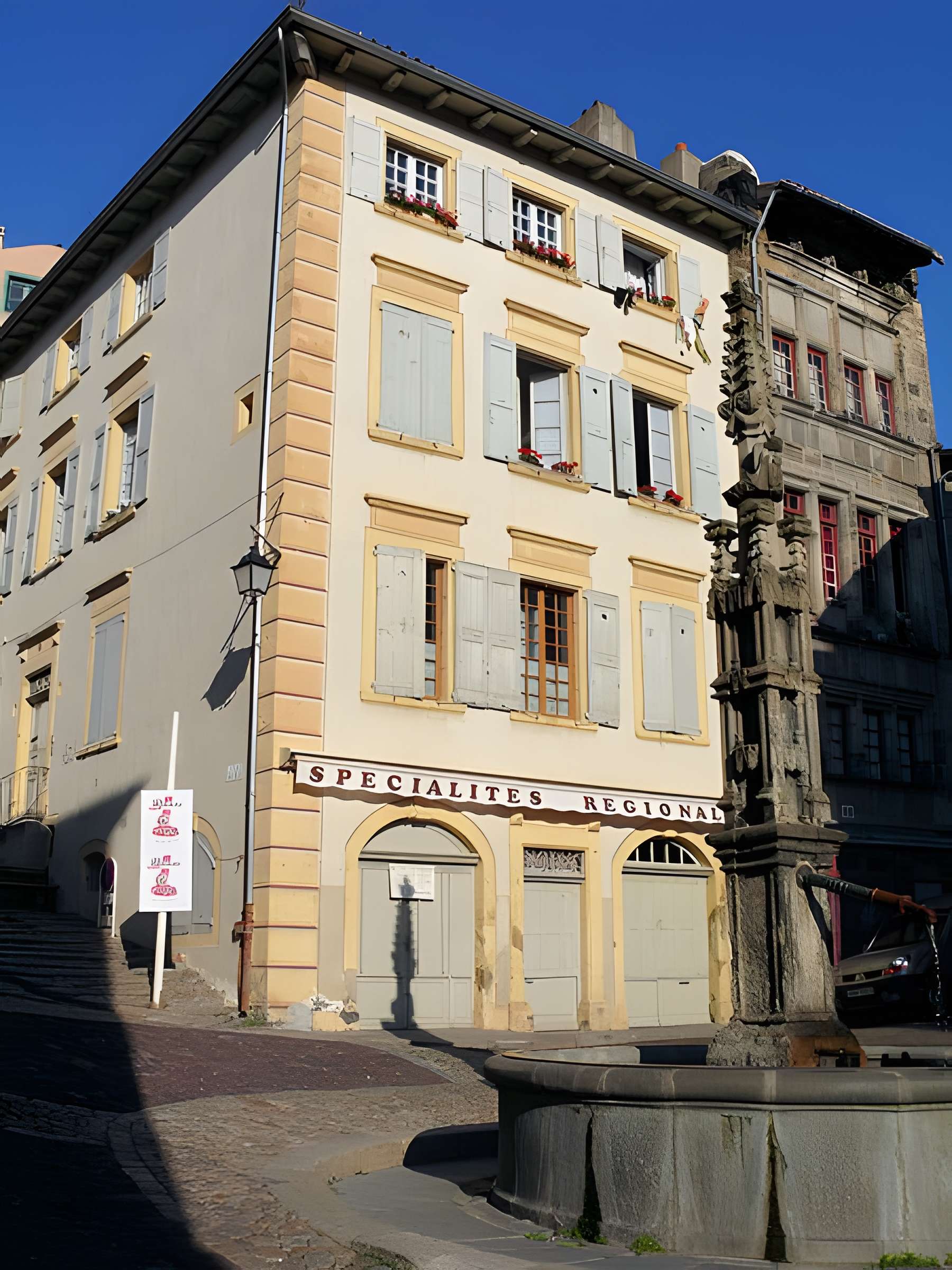 Fontaine des Tables du Puy En Velay 