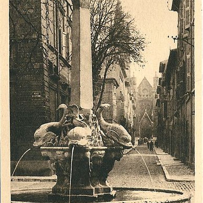 Photo de Fontaine des Quatre-Dauphins dAix-en-Provence