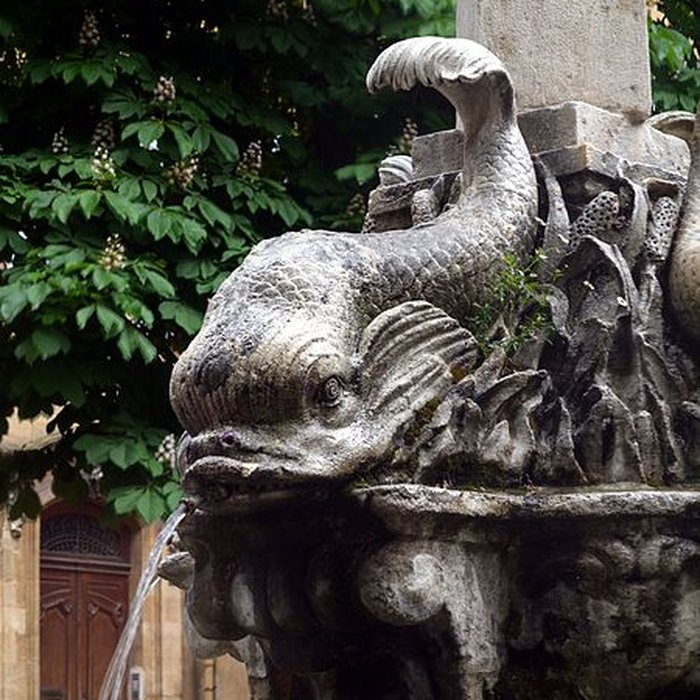 Photo de Fontaine des Quatre-Dauphins dAix-en-Provence
