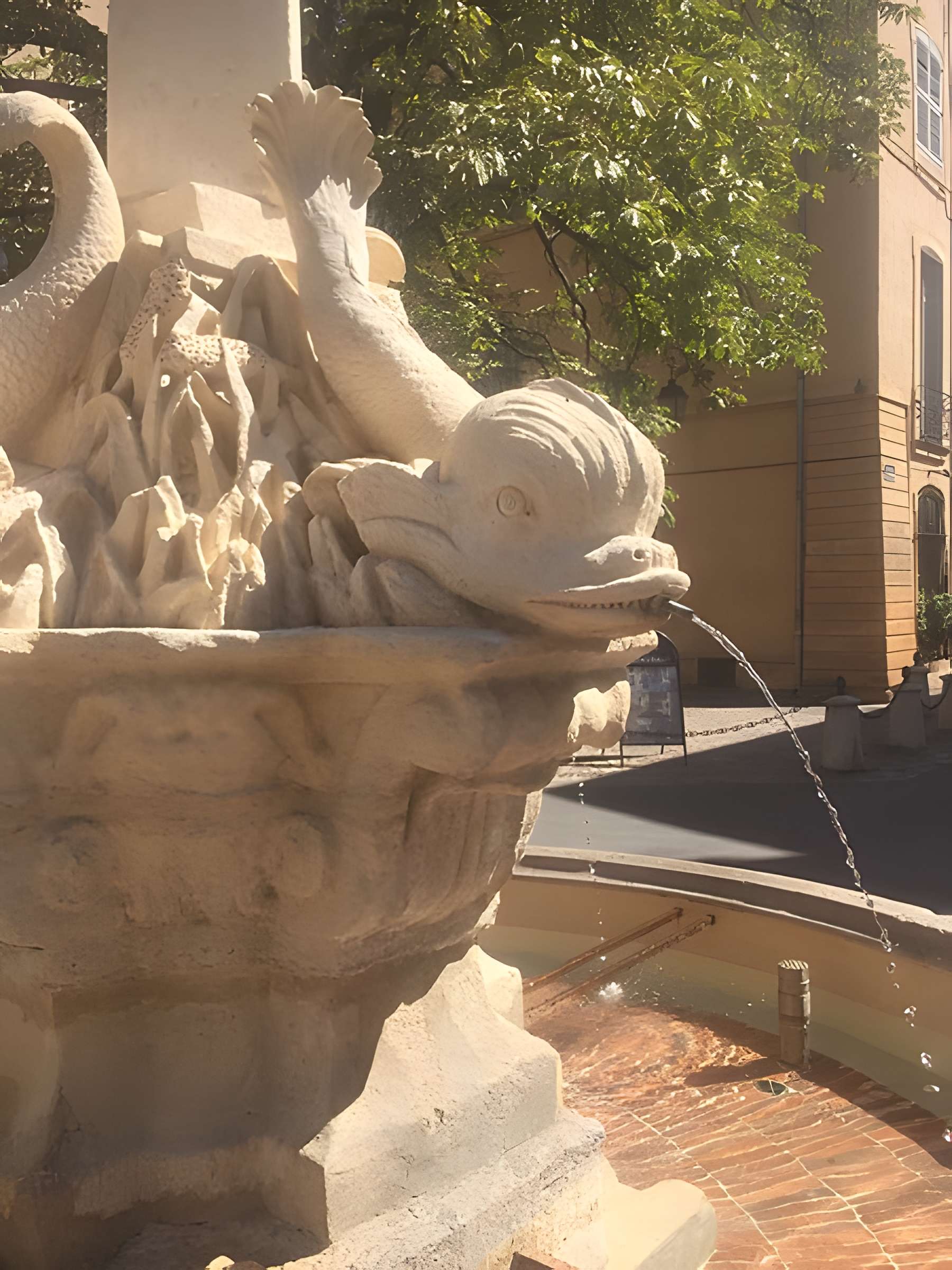 Fontaine des Quatre-Dauphins d'Aix-en-Provence