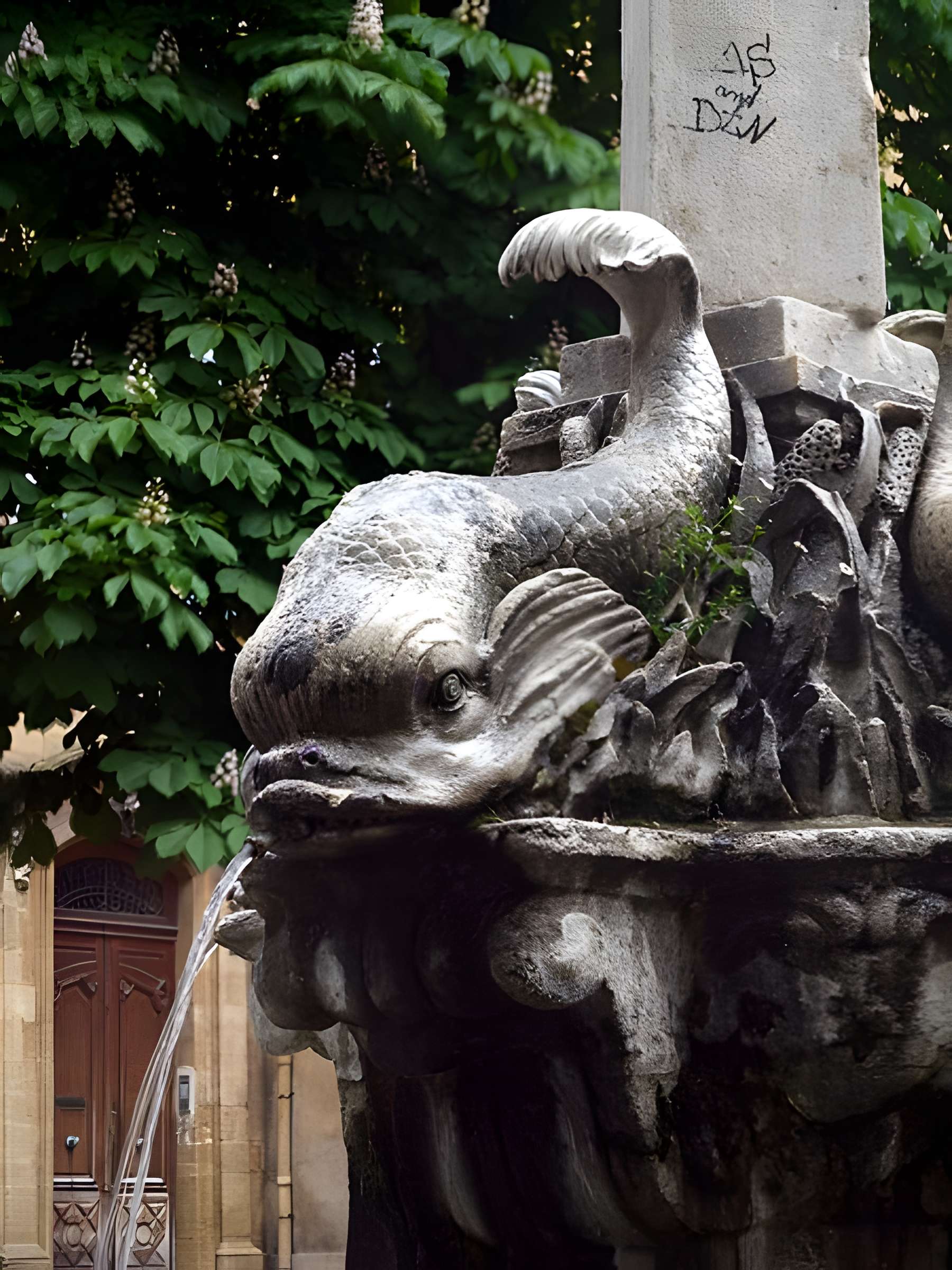 Fontaine des Quatre-Dauphins d'Aix-en-Provence