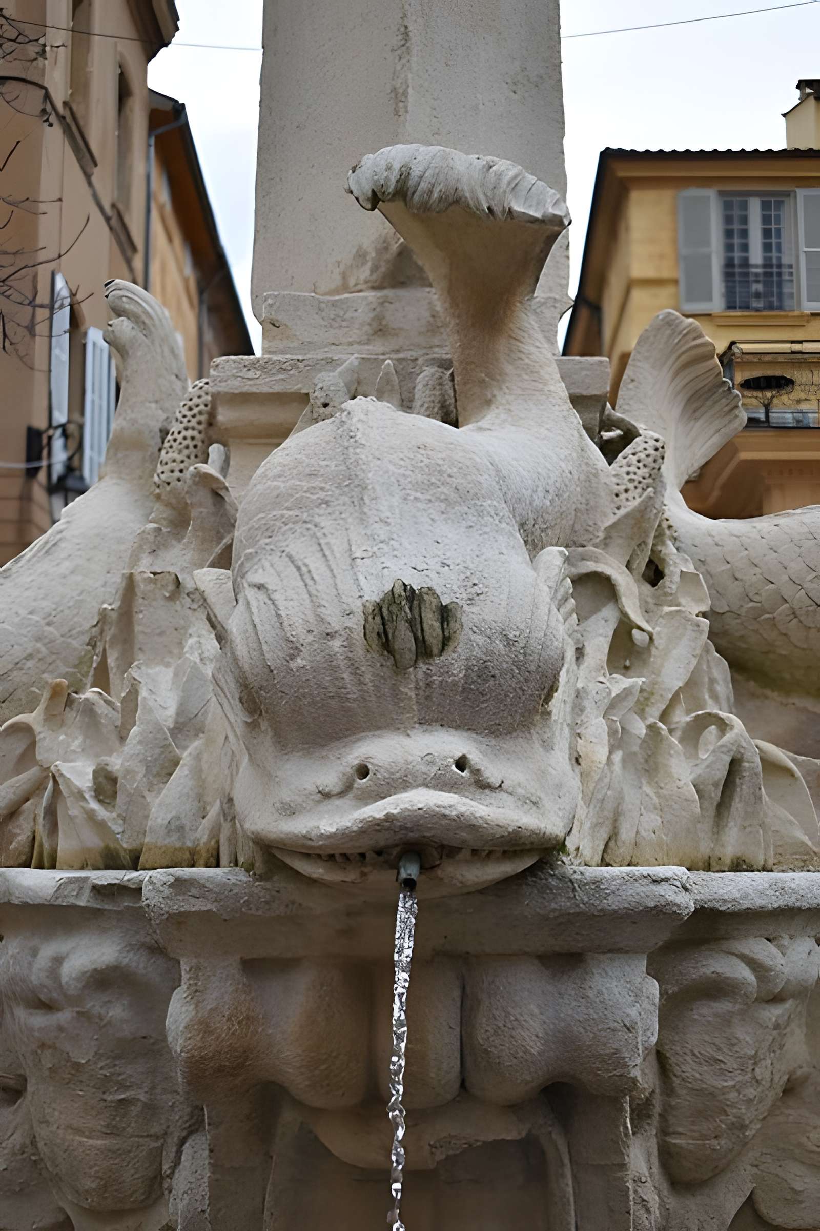 Fontaine des Quatre-Dauphins d'Aix-en-Provence