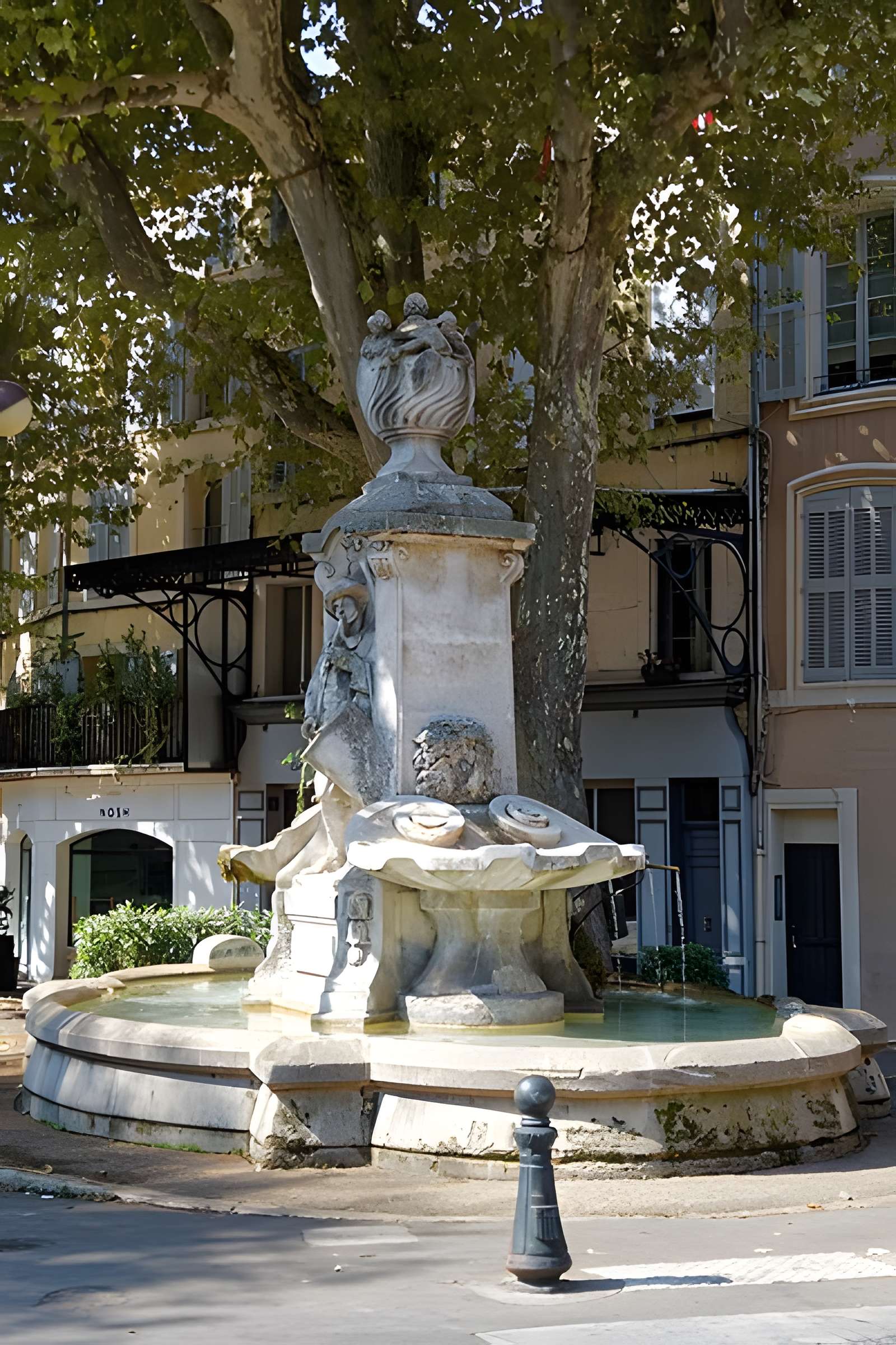 Fontaine du cours Sextius d'Aix-en-Provence
