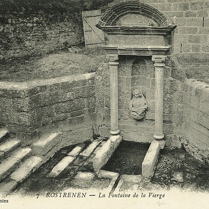 Photo de Fontaine du xvie siècle de Rostrenen