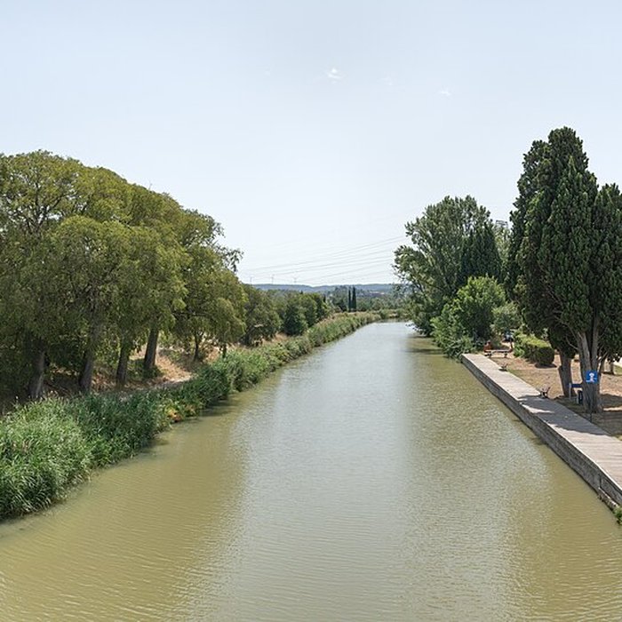 Photo de Fontaine Place Saint-Étienne à Toulouse