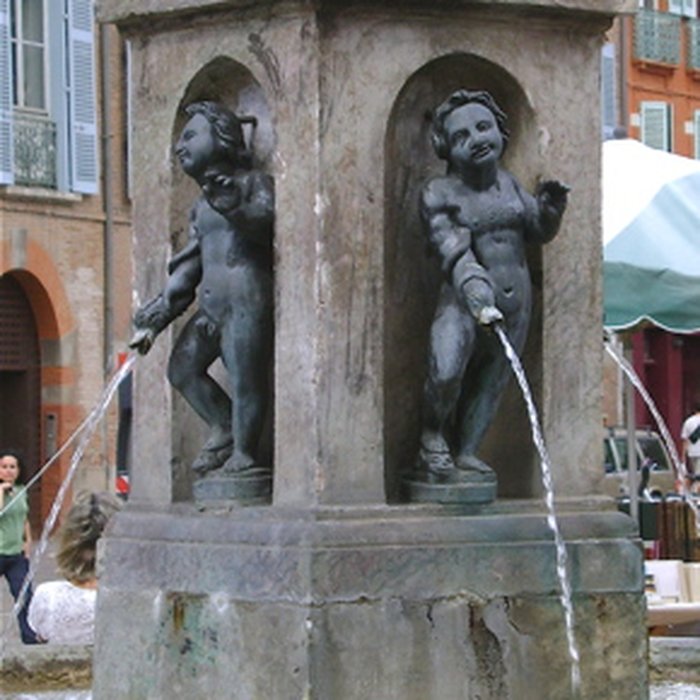 Photo de Fontaine Place Saint-Étienne à Toulouse