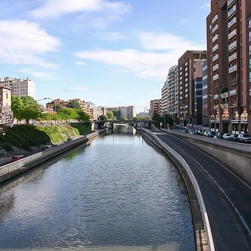Fontaine Place Saint-Étienne à Toulouse 