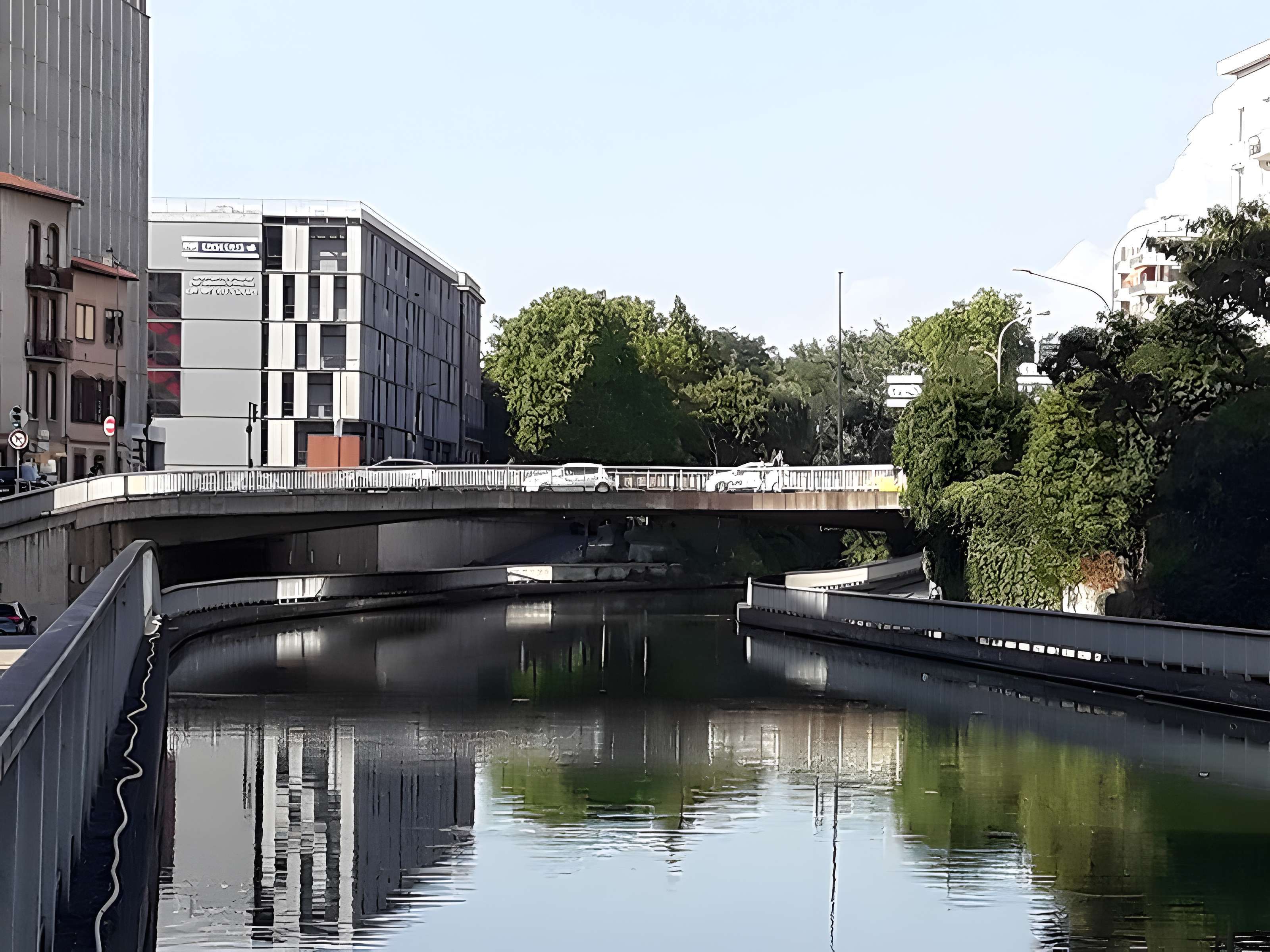 Fontaine Place Saint-Étienne à Toulouse 