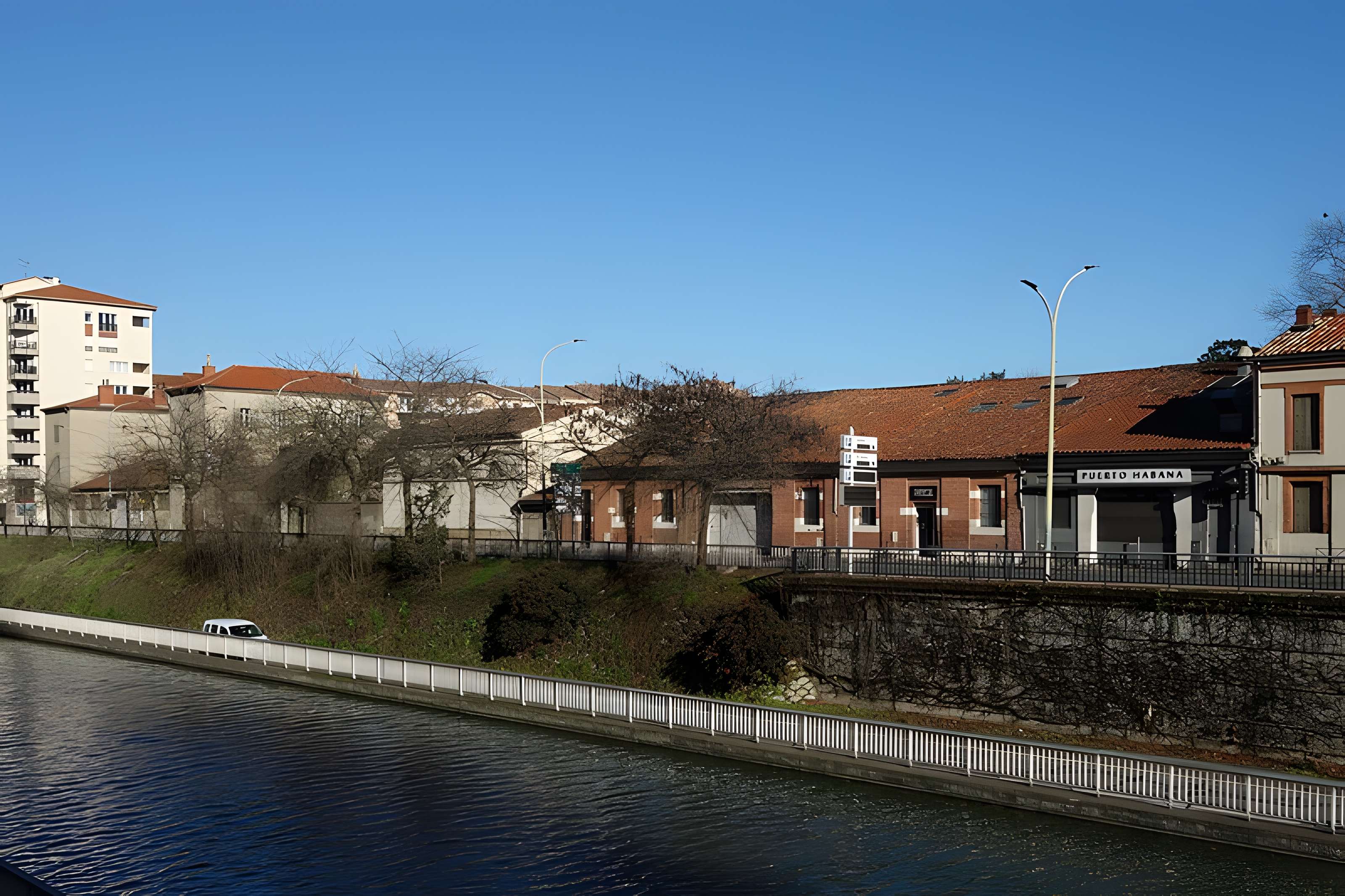 Fontaine Place Saint-Étienne à Toulouse 