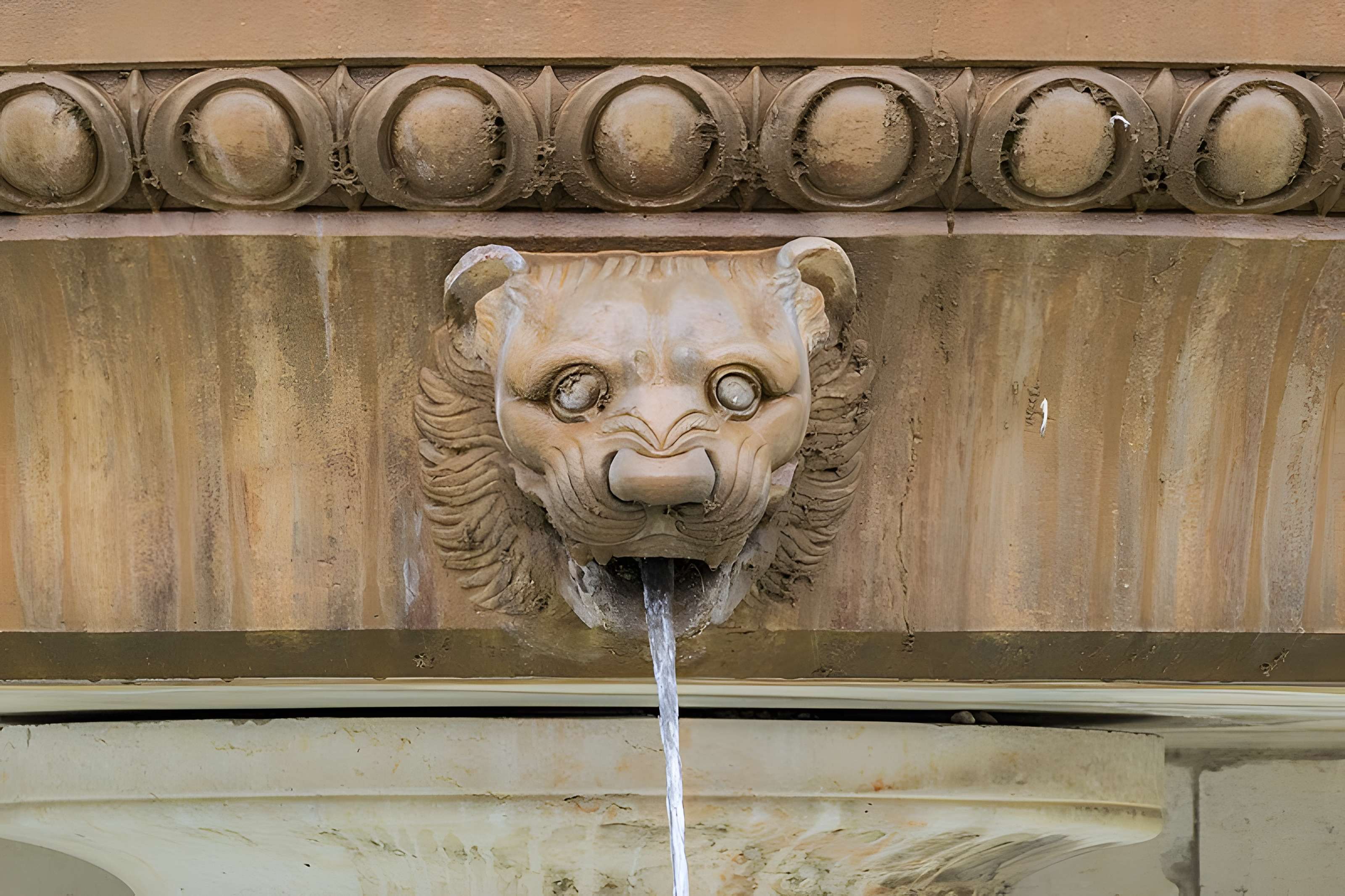 Fontaine Pradier de Nîmes