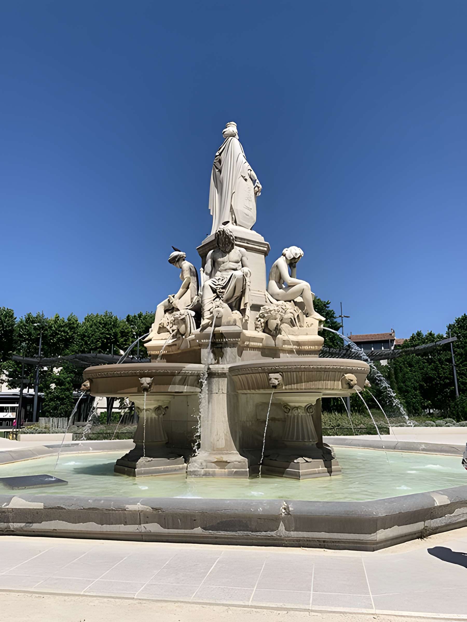Fontaine Pradier de Nîmes