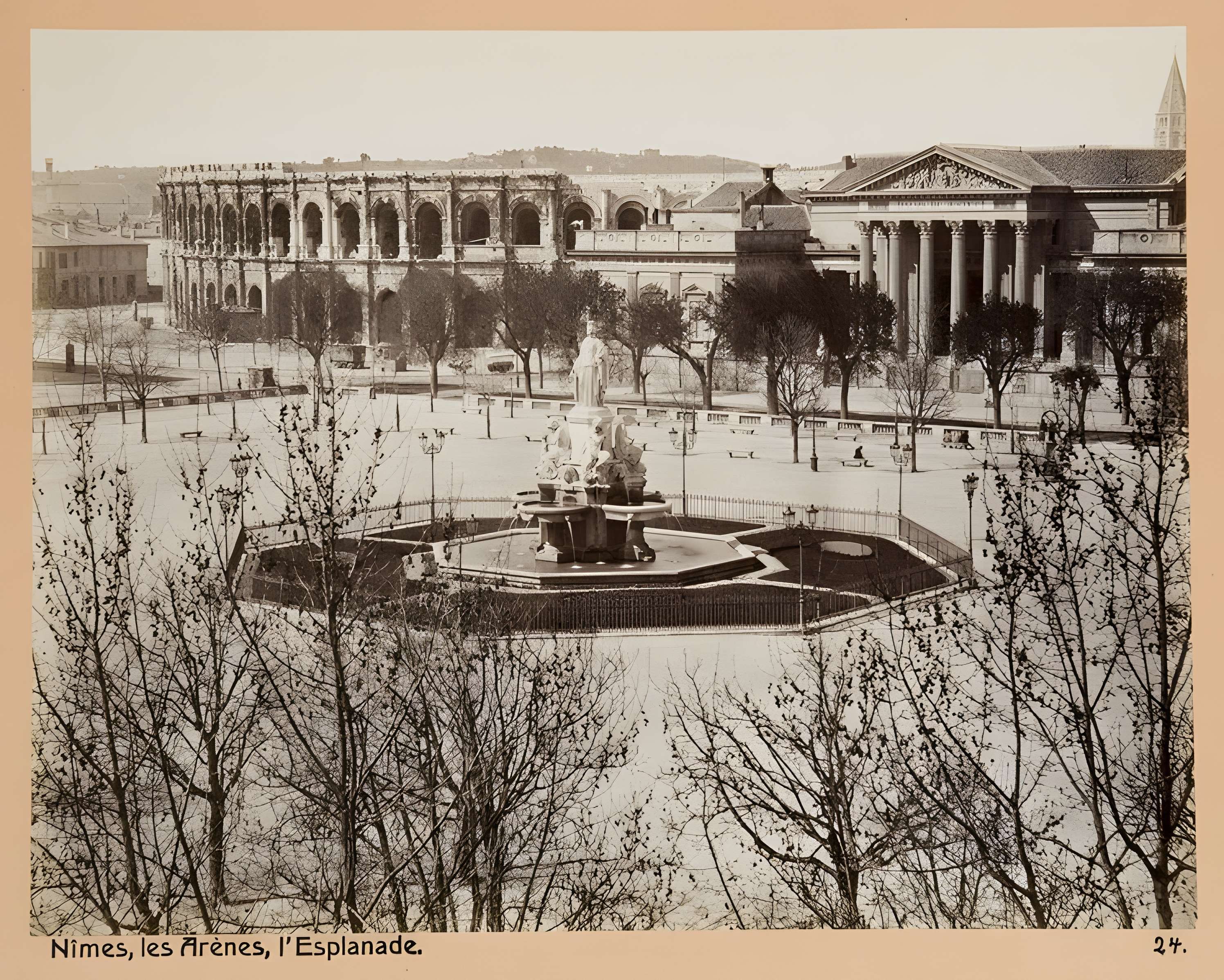 Fontaine Pradier de Nîmes
