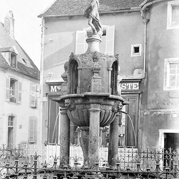 Fontaine Saint-Andoche de Saulieu