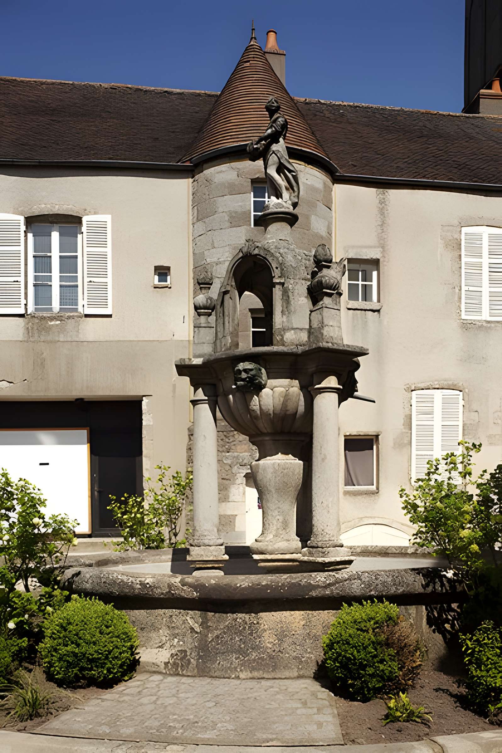 Fontaine Saint-Andoche de Saulieu 