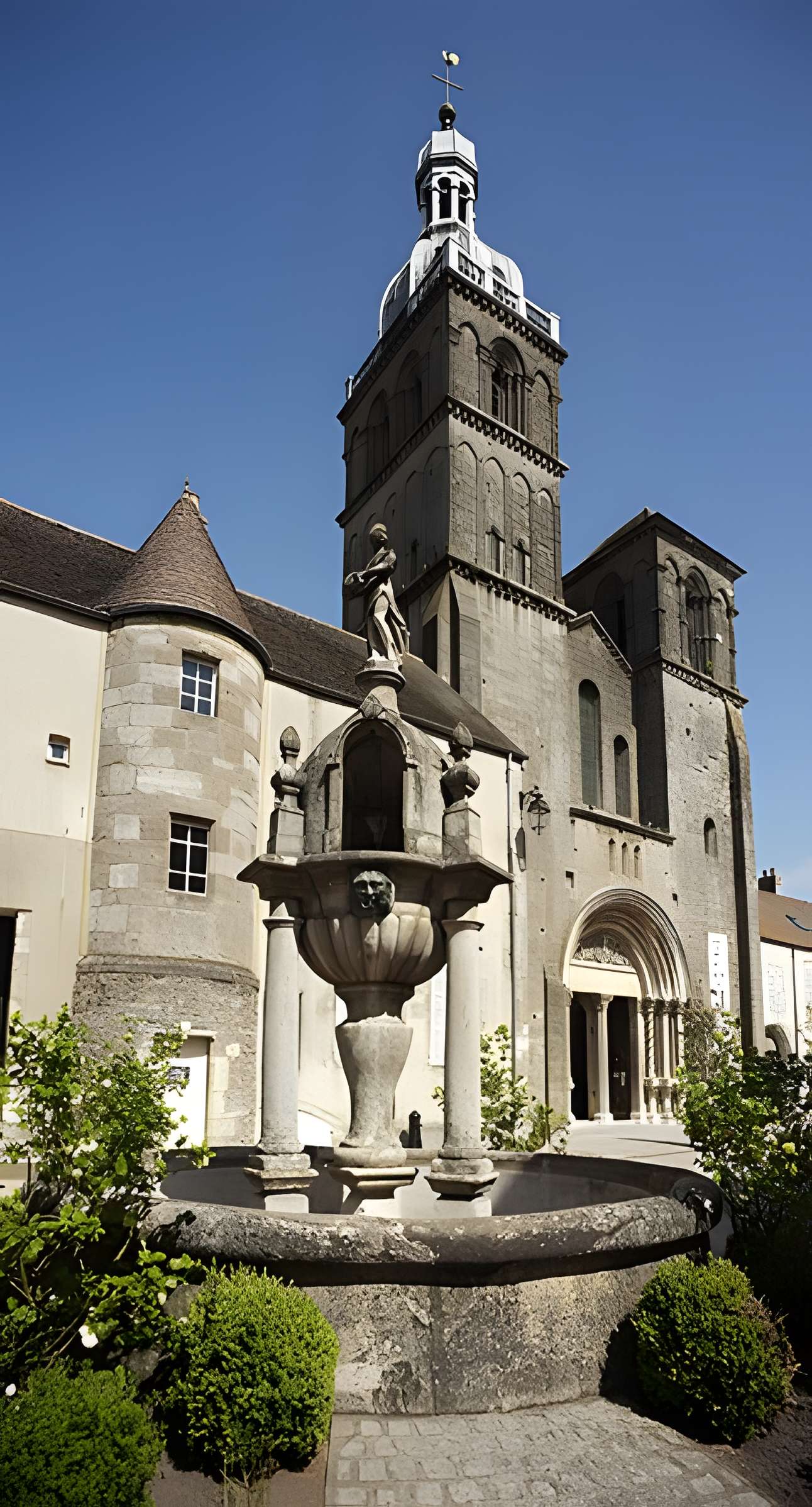 Fontaine Saint-Andoche de Saulieu