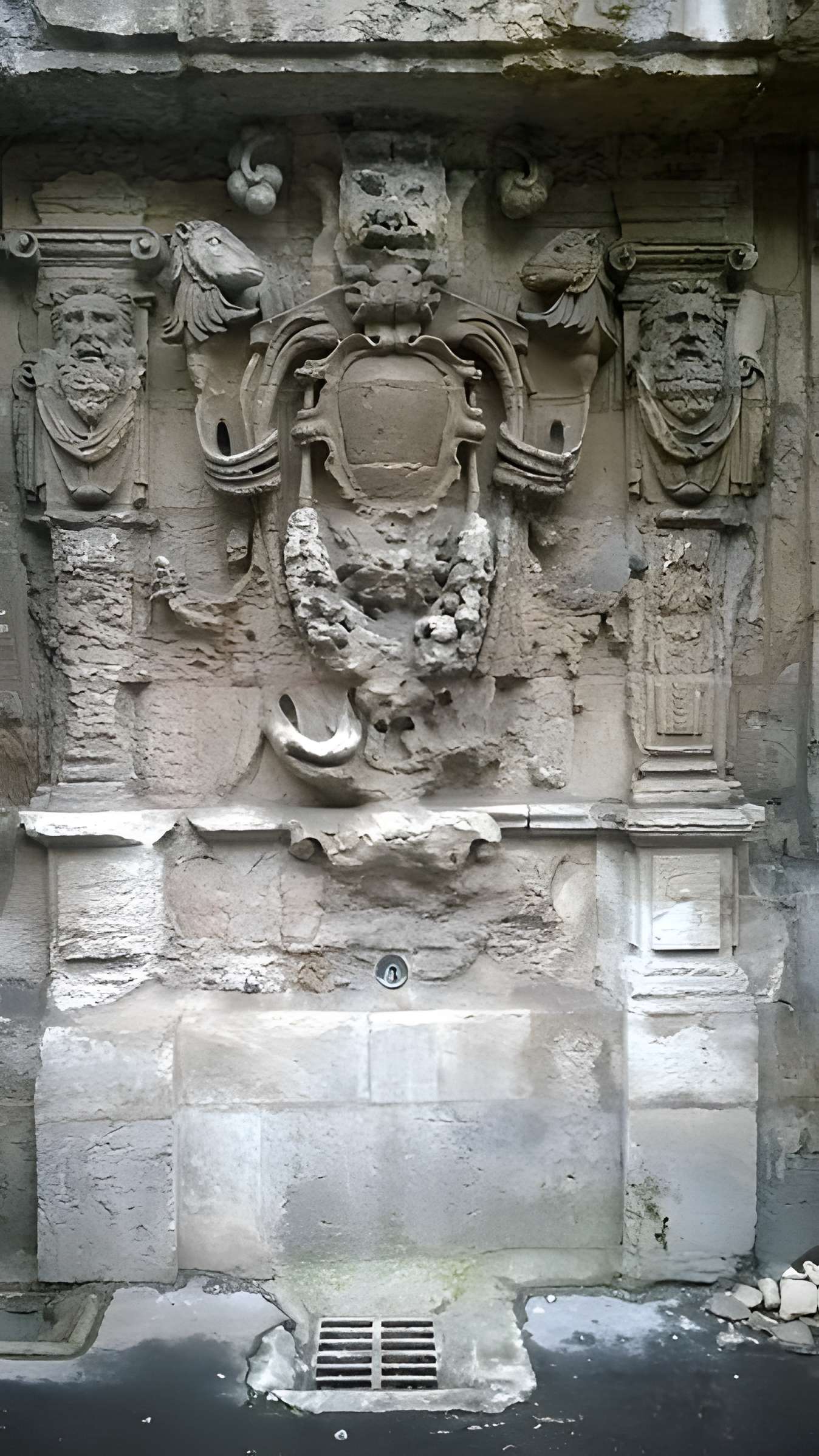 Fontaine Sainte-Croix-des-Pelletiers de Rouen