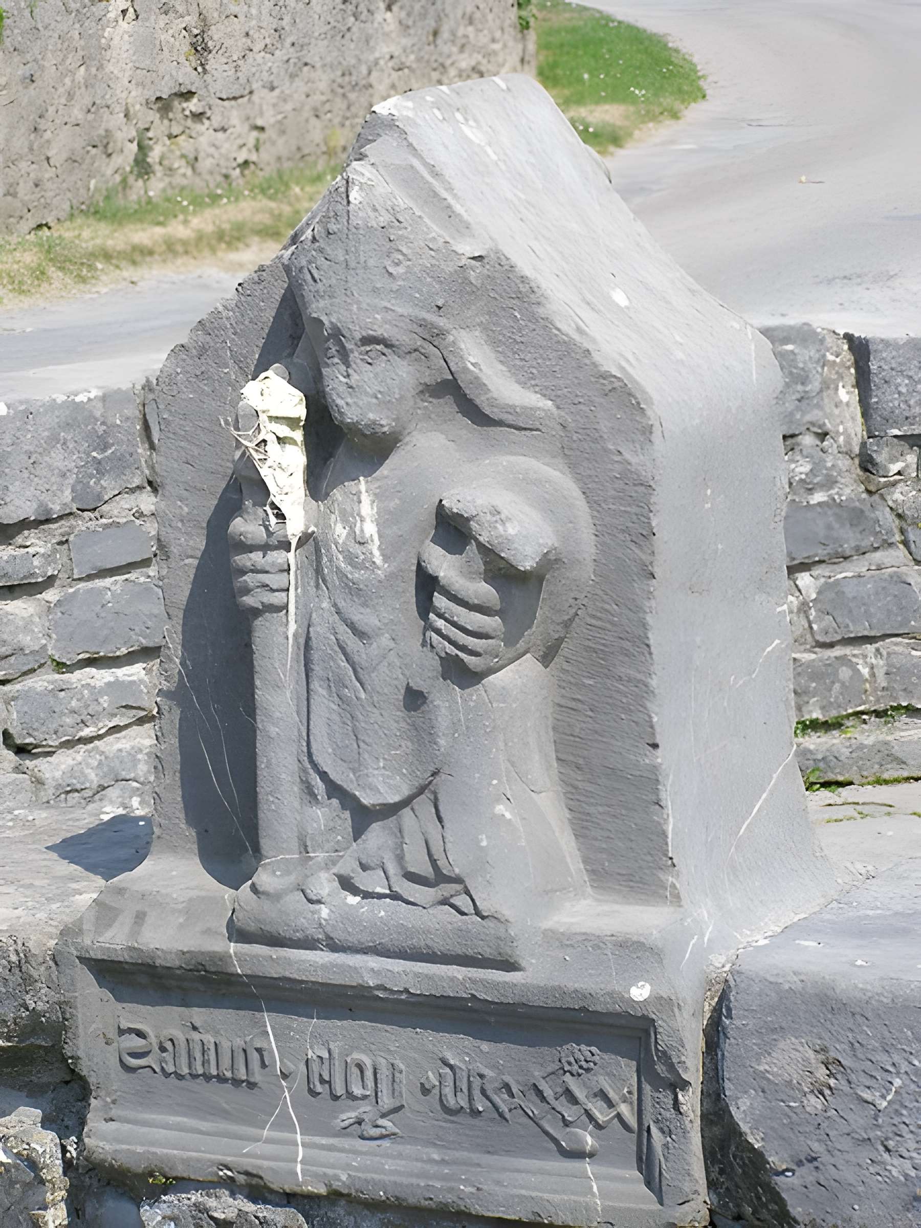 Fontaine Saint-Éloi de Floursies
