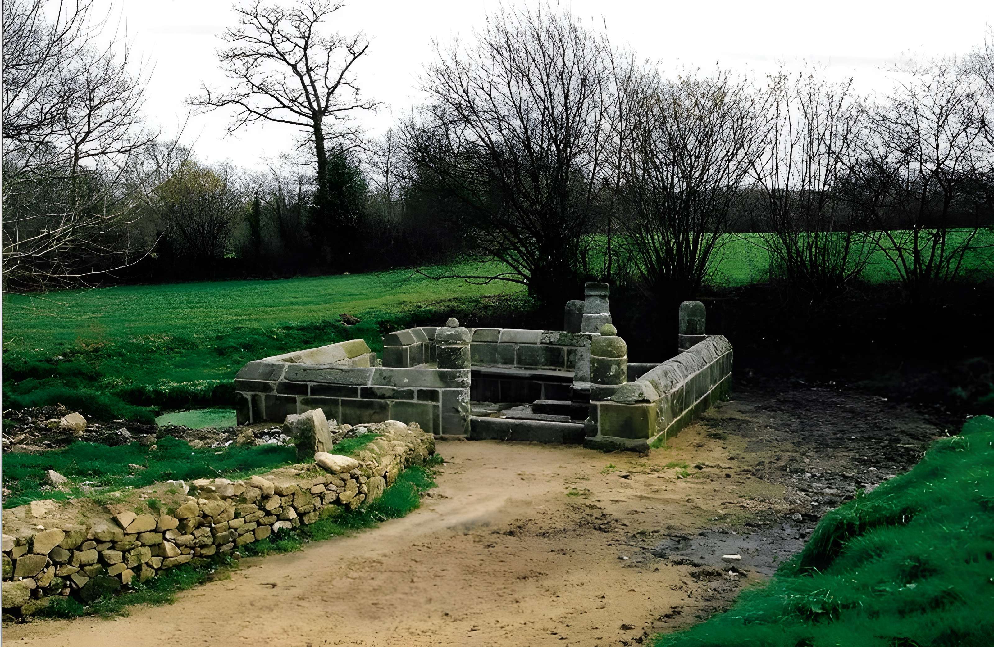 Fontaine Saint-Jean de Plouaret