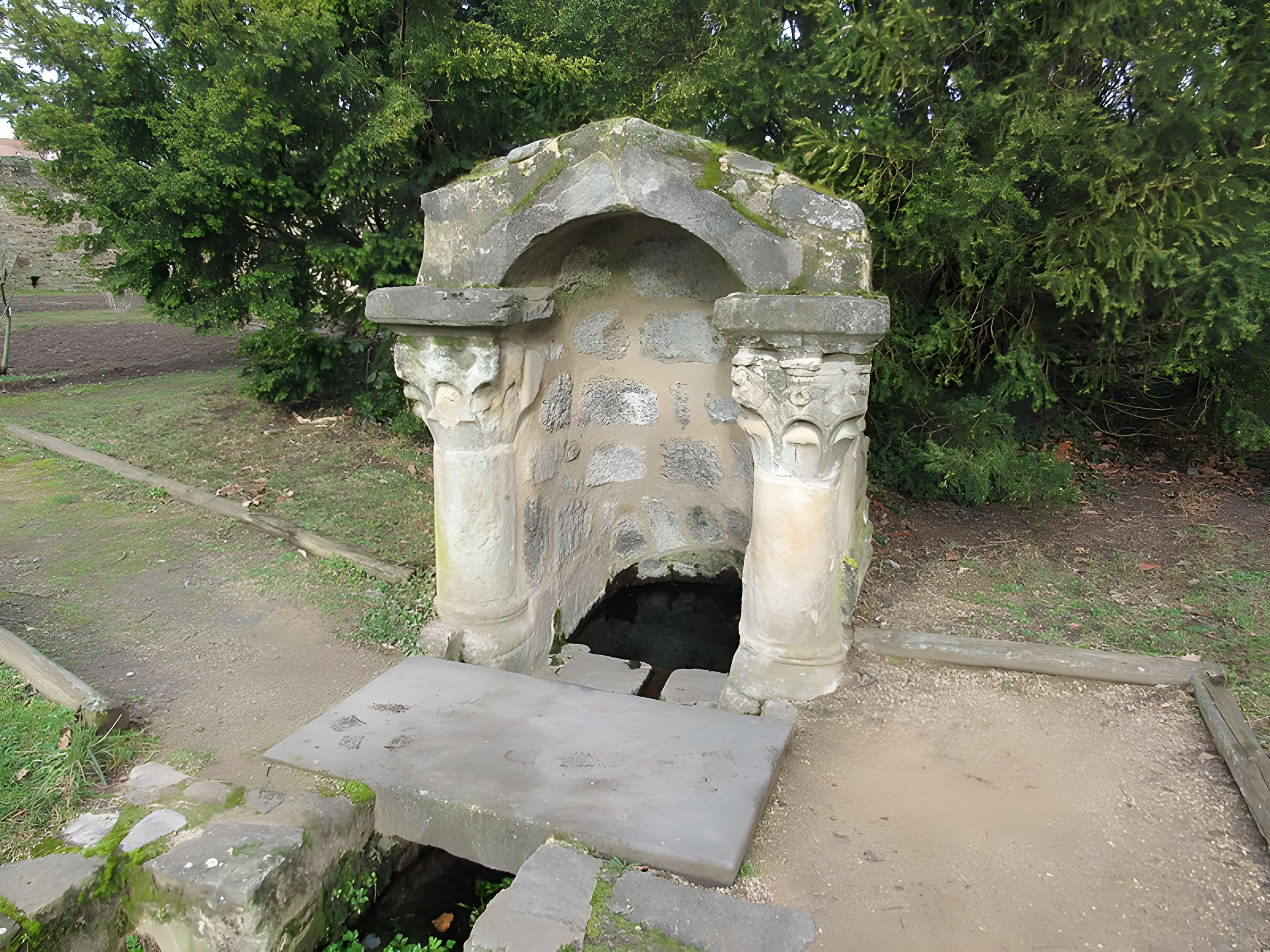 Fontaine Saint-Julien de Brioude