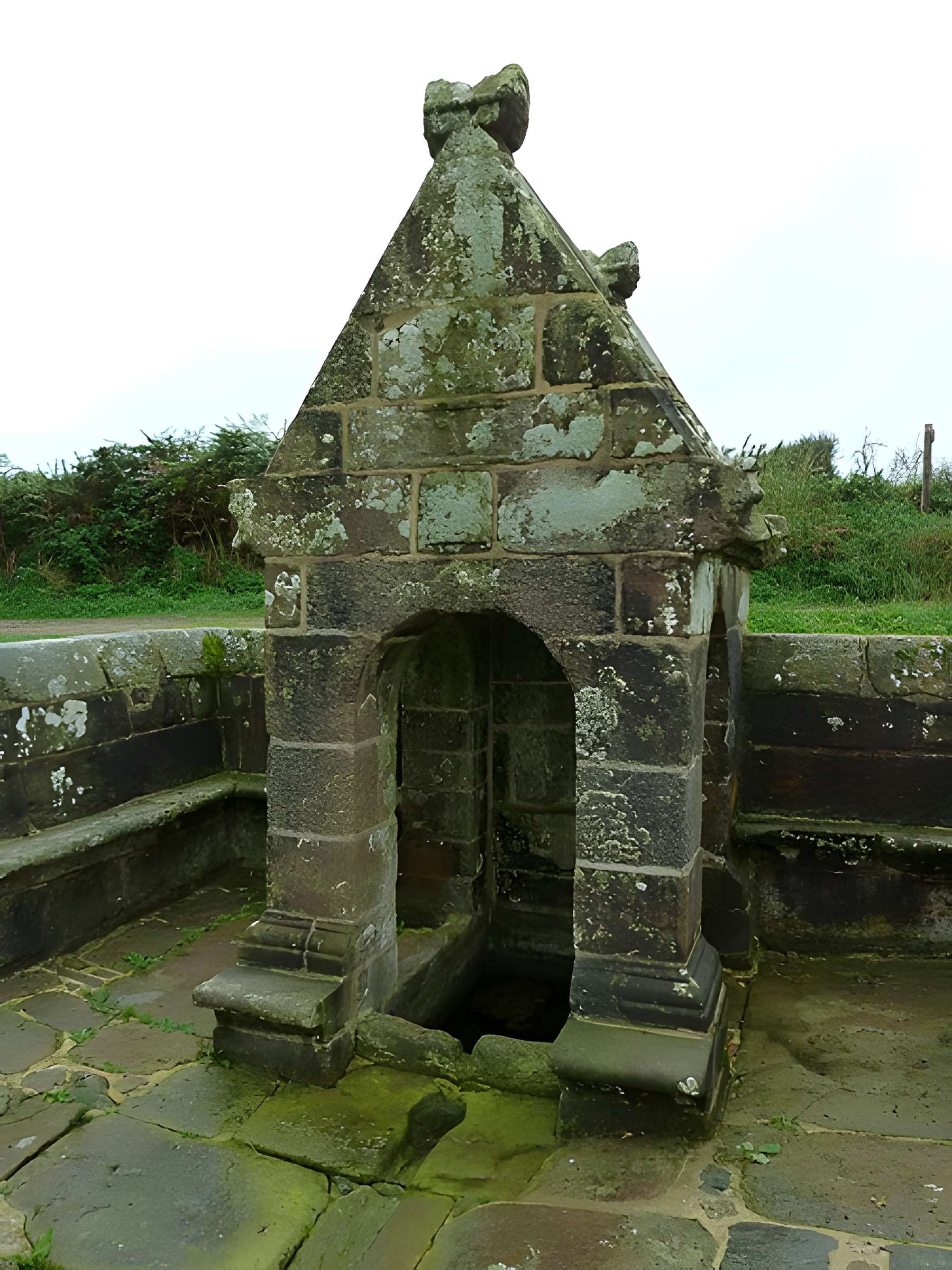 Fontaine Saint-Maur de Calanhel