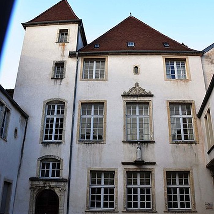 Photo de Fontaine Saint-Pierre-Fourier de Gray