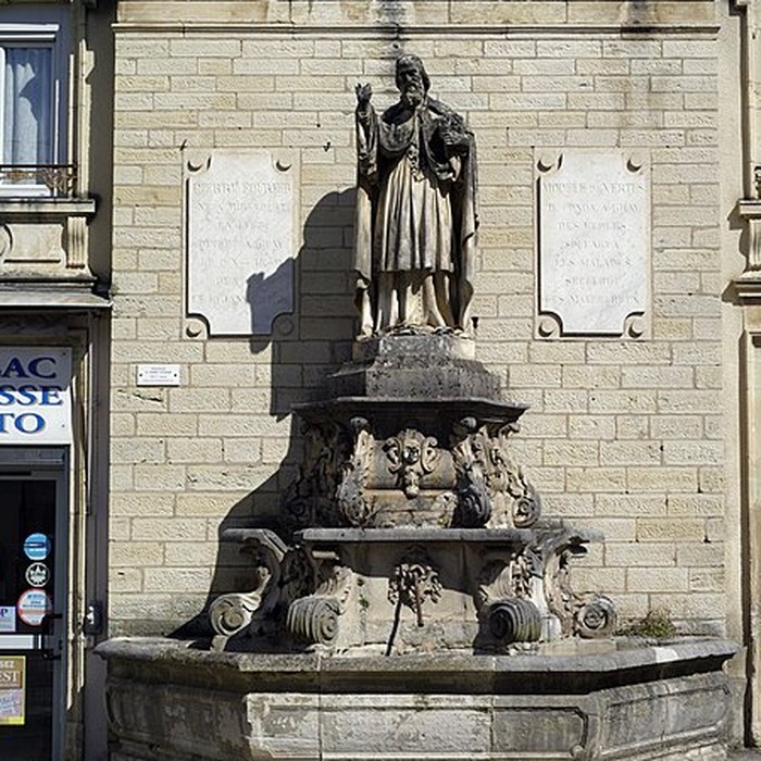 Photo de Fontaine Saint-Pierre-Fourier de Gray