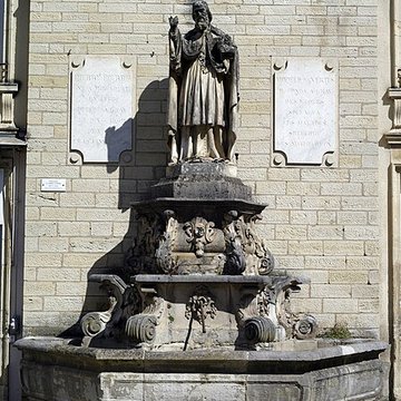 Fontaine Saint-Pierre-Fourier de Gray
