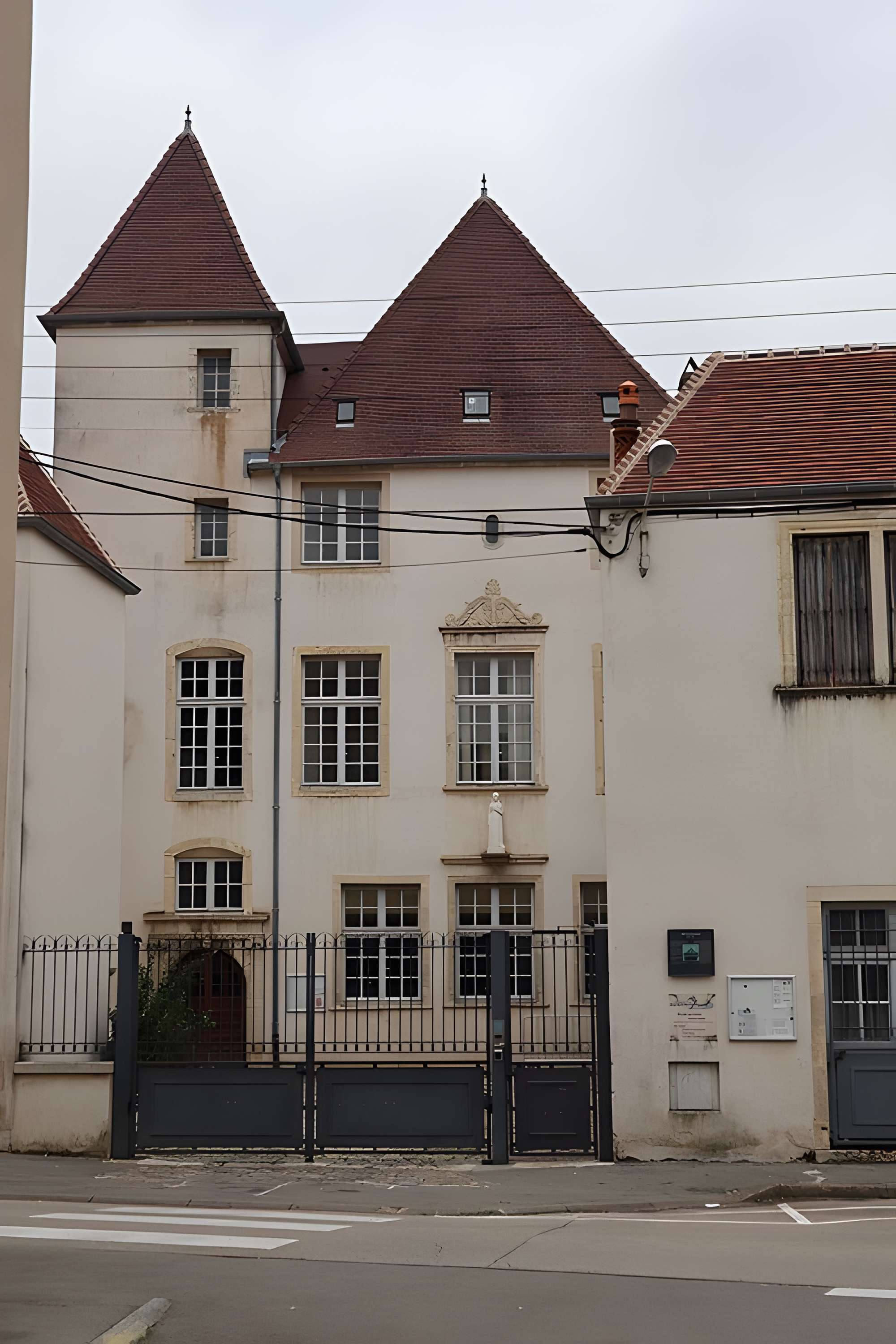 Fontaine Saint-Pierre-Fourier de Gray