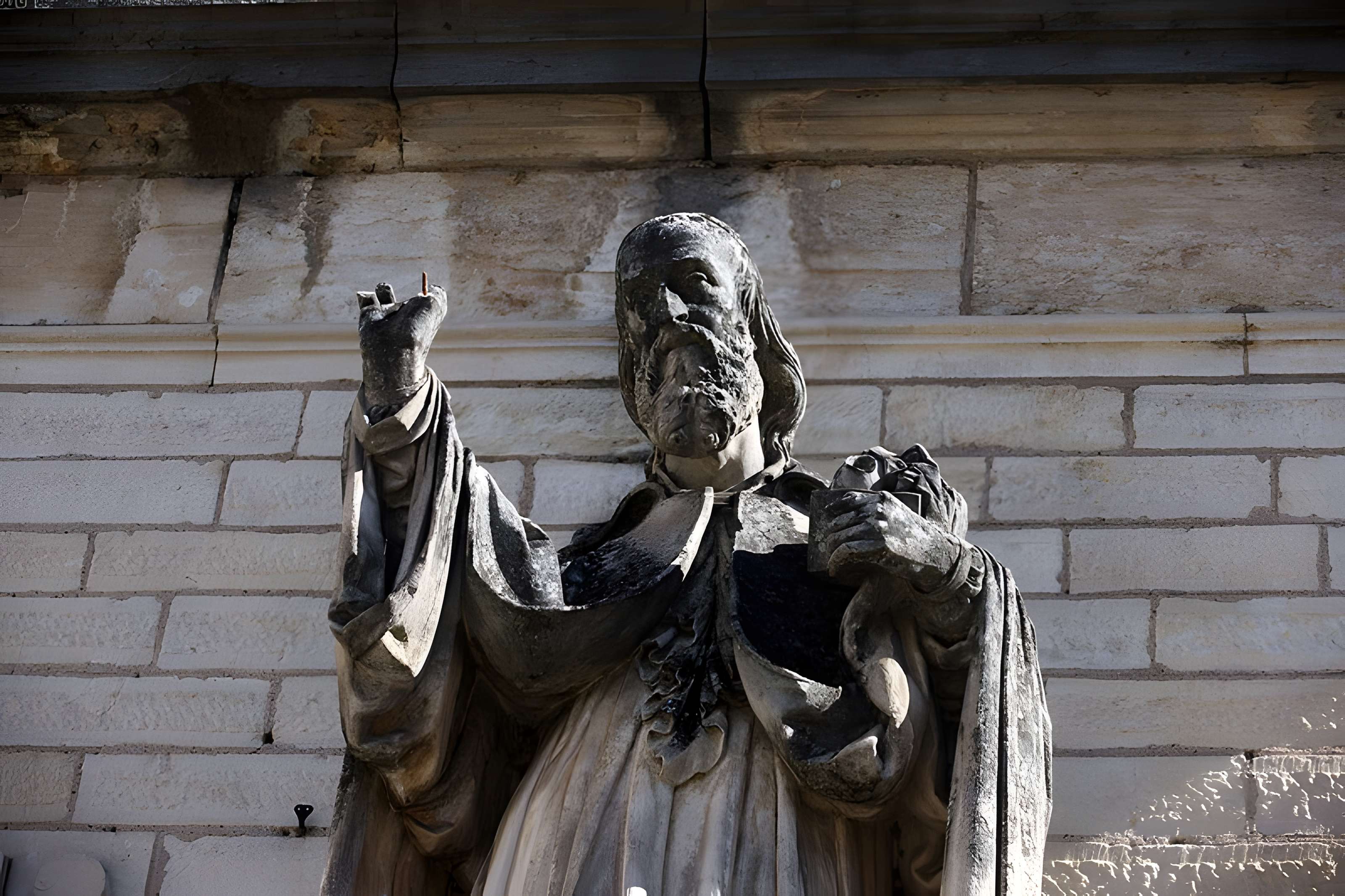 Fontaine Saint-Pierre-Fourier de Gray