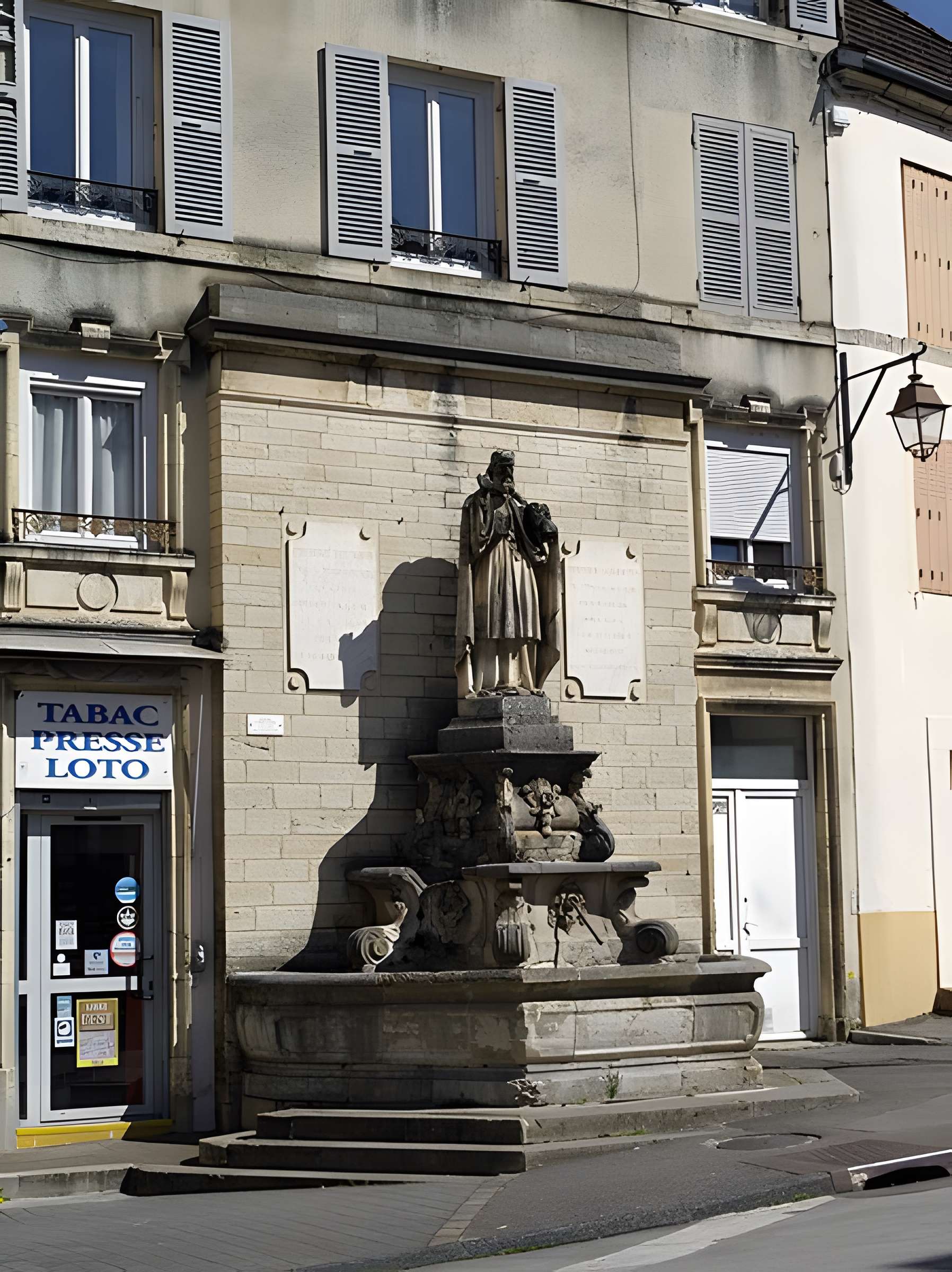 Fontaine Saint-Pierre-Fourier de Gray